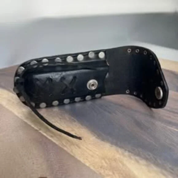 VTG Western Hand Tooled Black Leather Bifold Wallet & Studded Concho Belt Pouch - Picture 8 of 10